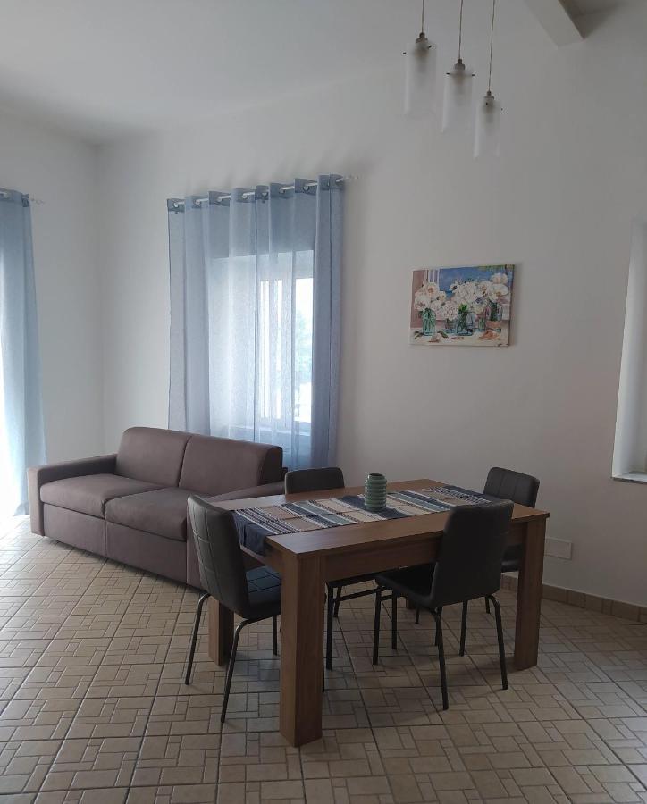 דירות Maranola Casa Ines מראה חיצוני תמונה